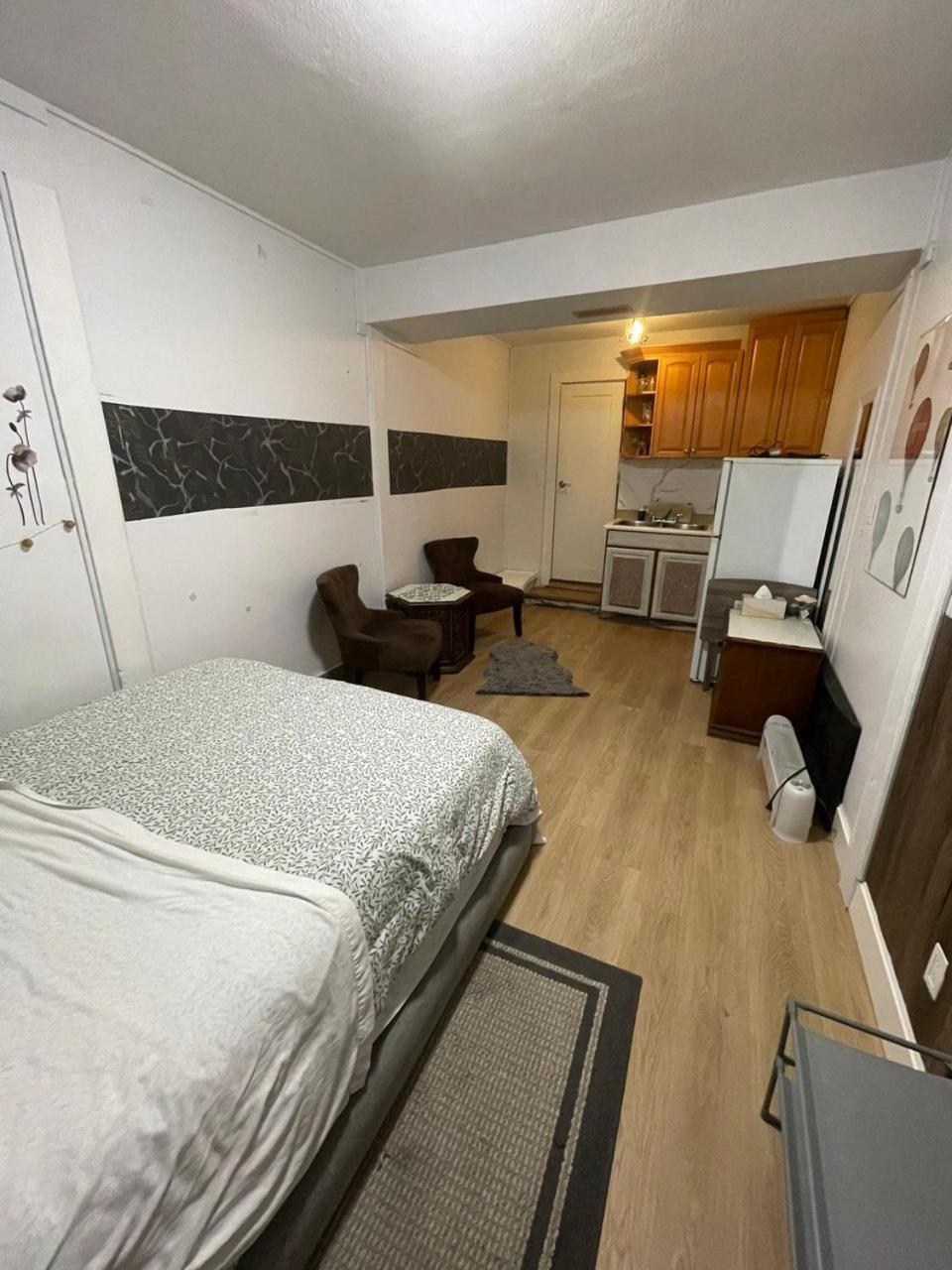 Suite In West Vancouver Eksteriør bilde